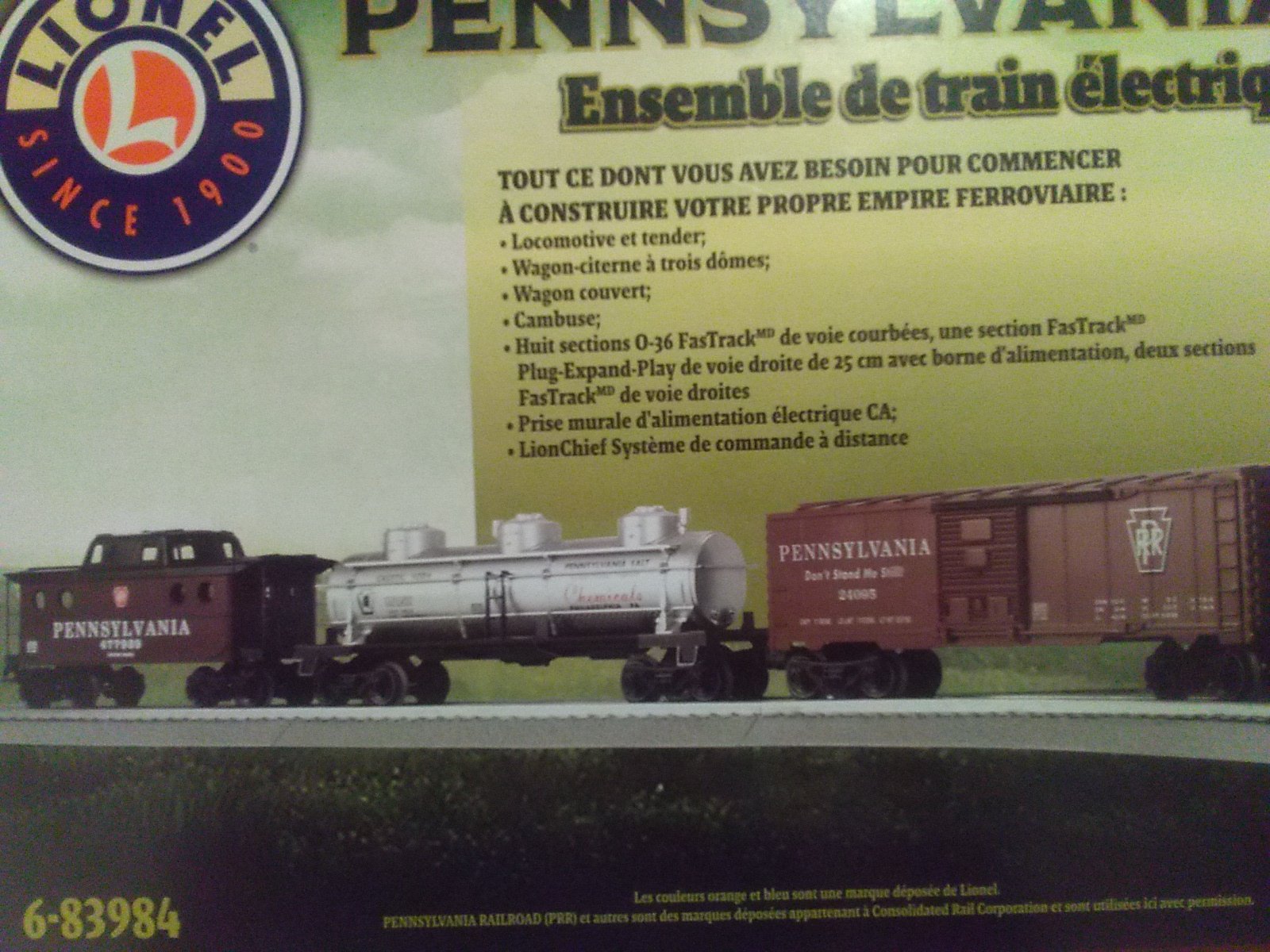 Lot of 3 LIONEL Freight Cars, Pennsylvania Flyer set break 6-83984 ...