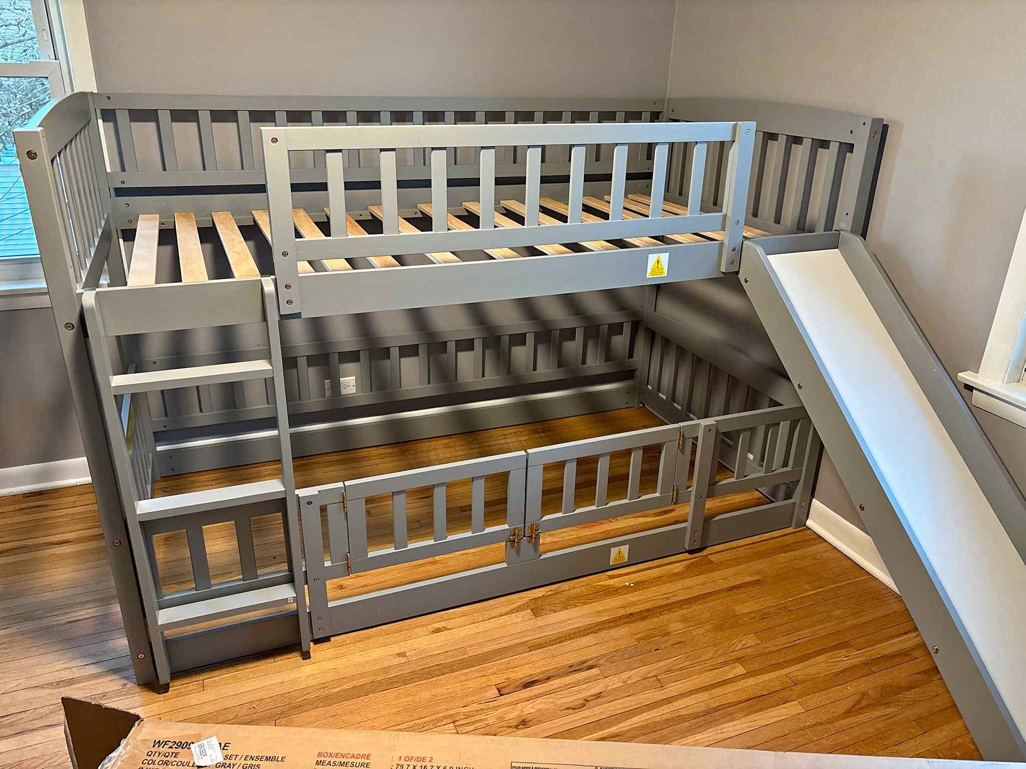 Low profile Bunk Bed w/slide - Beds & Bed Frames - Franklin Park