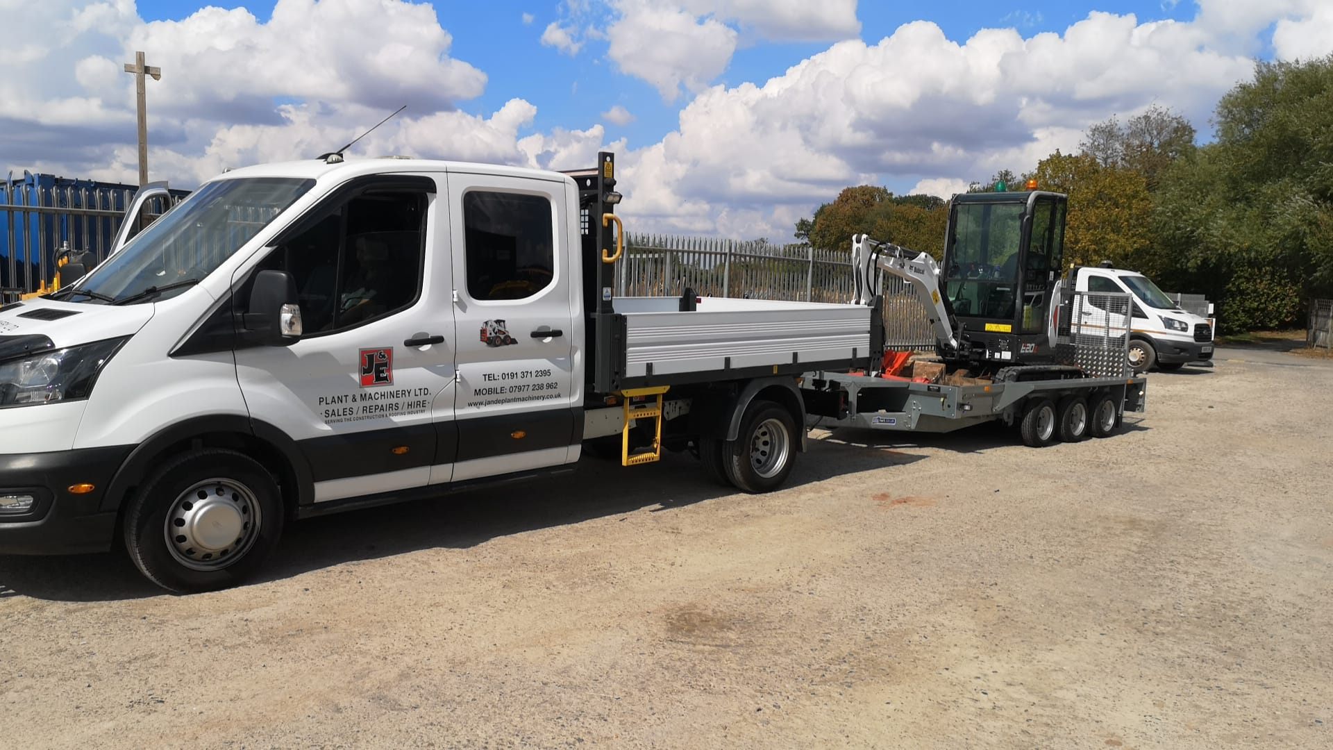 Hyundai 350LVS Excavator – Ready for Sale