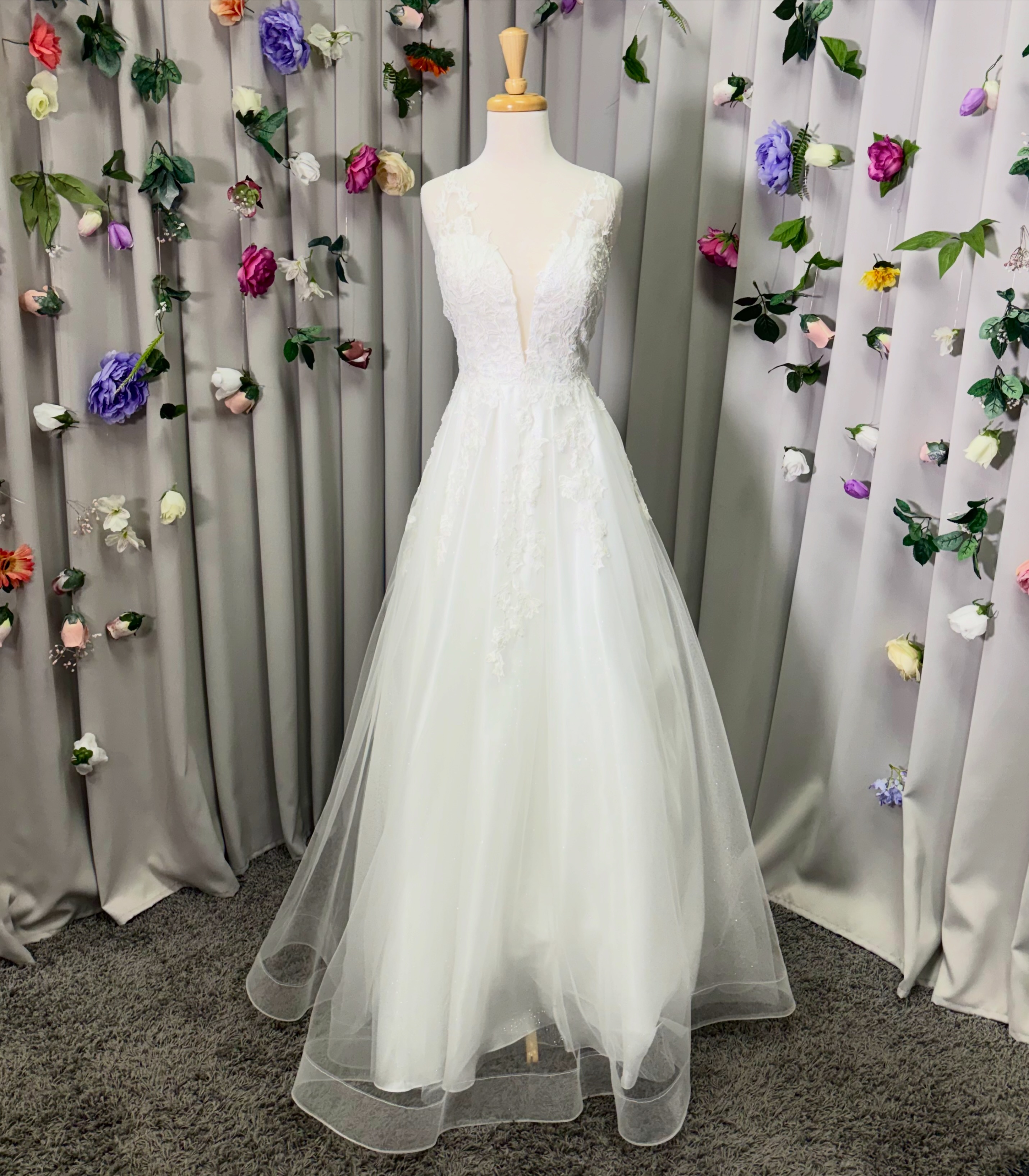aria bridal and formal dresses & Wear men's socks
