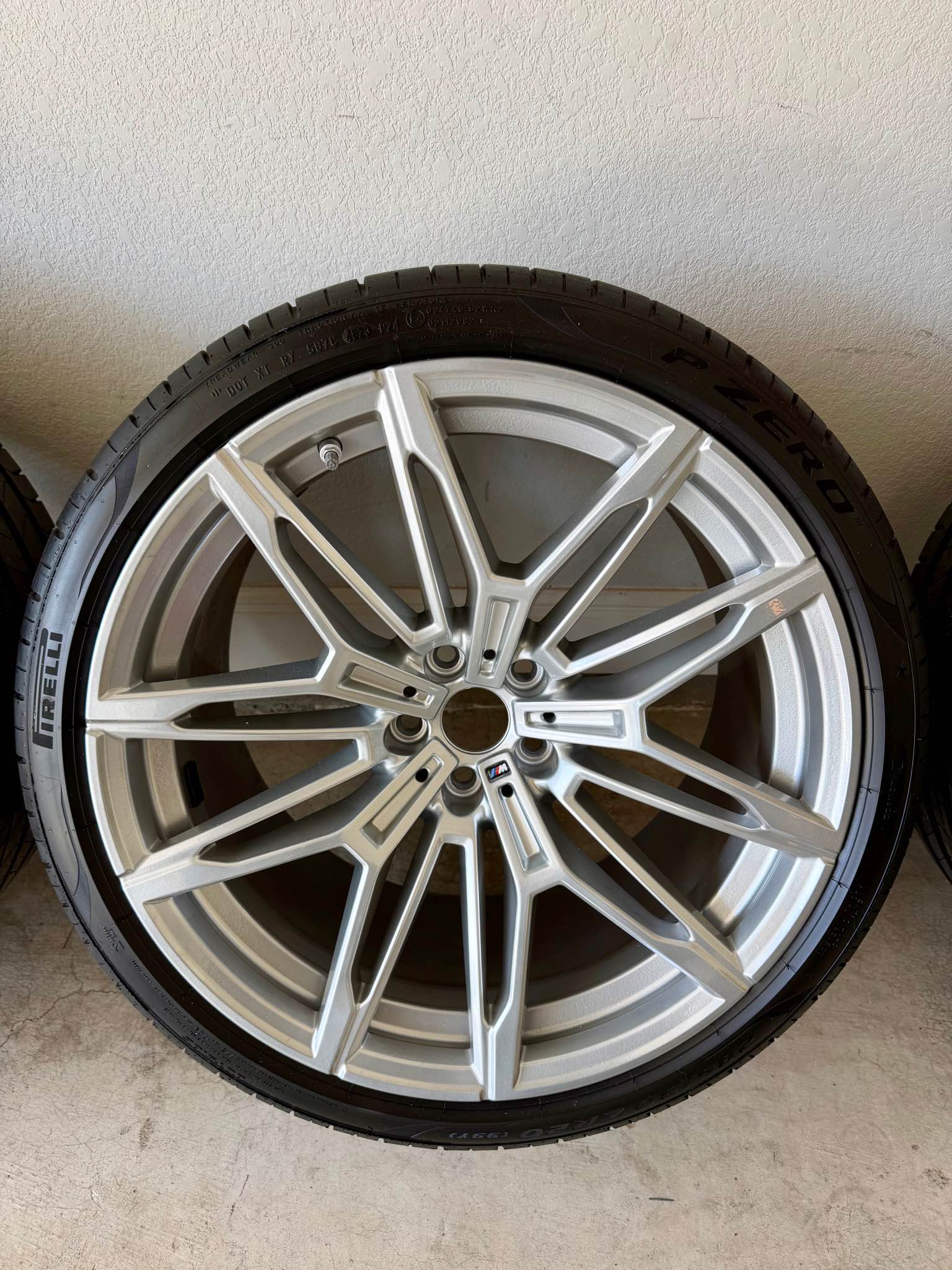 BMW 930M Wheels (w/Tires and TPMS) - Car Wheels, Tires & Parts ...