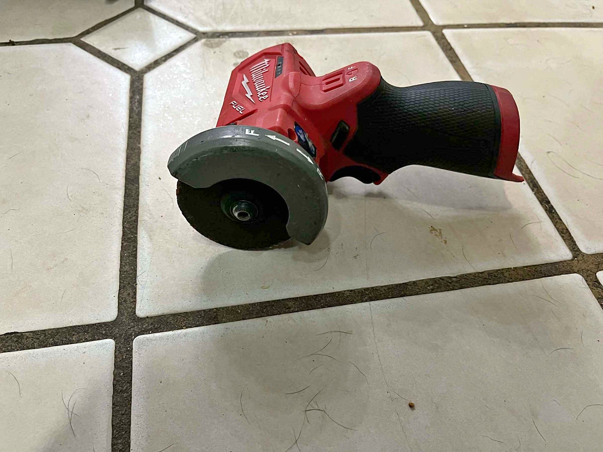 Baffer Milwaukee M12 fuel Sin pila ni cargador Entrego plaza 2000 atrás ...