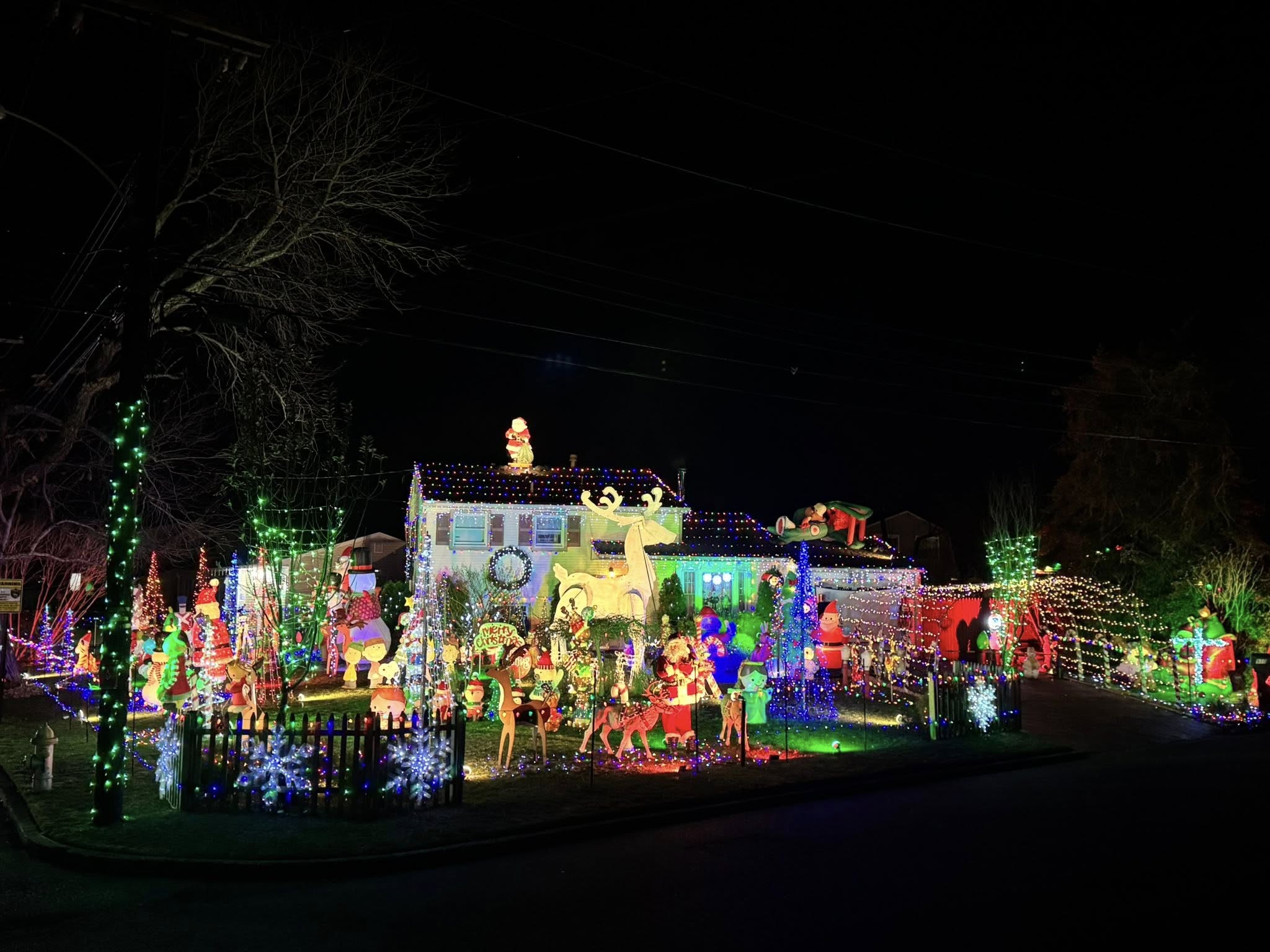 Christmas lights display at William Zayas' home