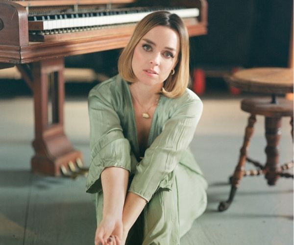Viviane Audet - Le piano et le torrent