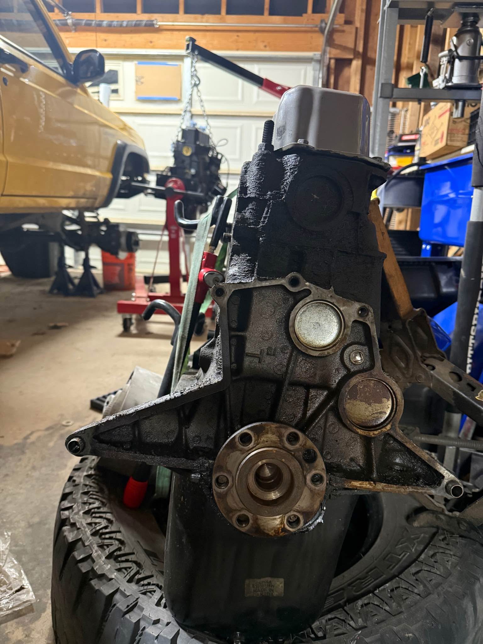 Working 4.0 Engine, 1988 Jeep MJ Comanche - Car Engines & Engine Parts ...