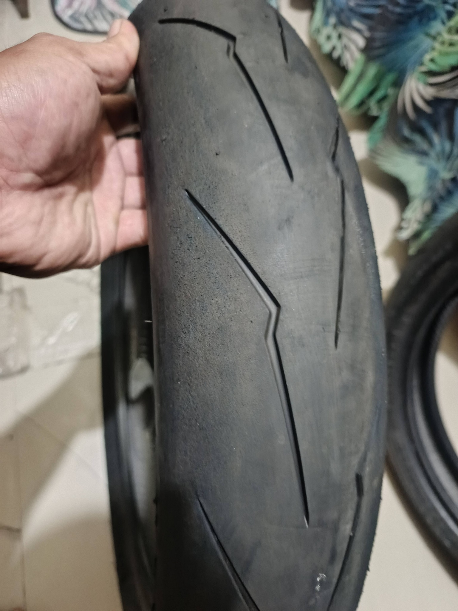 Fs. Used race tire PIRELLI SUPERCORSA V3 SC1 110/70-17 95 