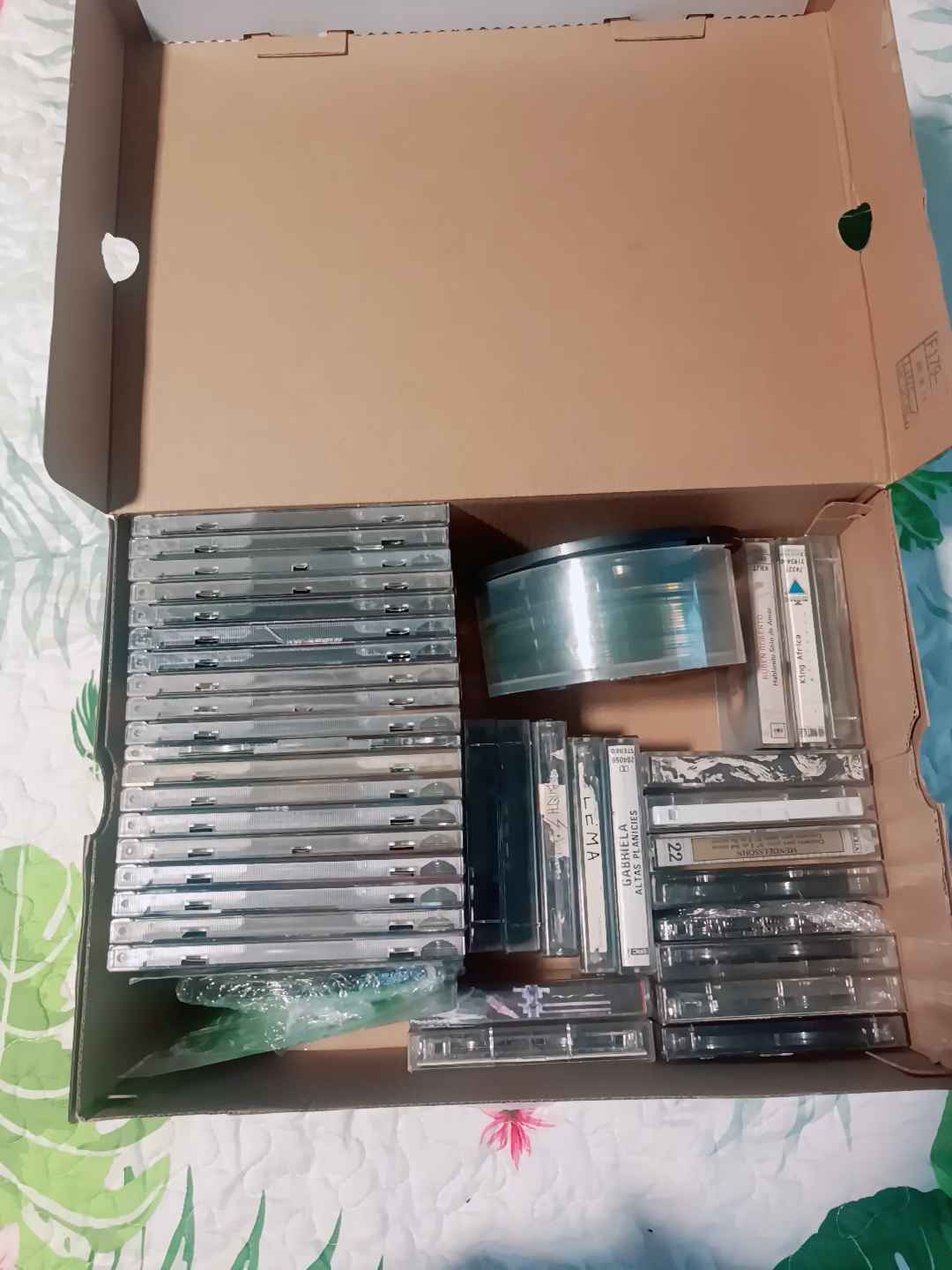 Lote CDs + Cassettes METAL y variados - Music - Santiago, Chile ...