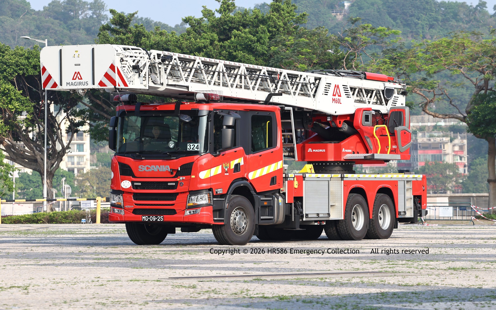 デ*イ様 HYPER RESCUE OKAYAMA 消防車 1/150 デ*イ様 HYPER RESCUE