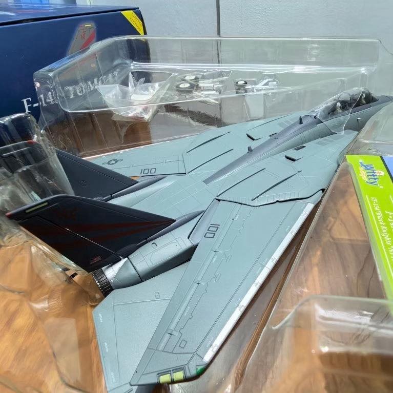 WITTY WINGS F-14 TOMCAT VF-154 BLACK KNIGHTS NF100- 2003