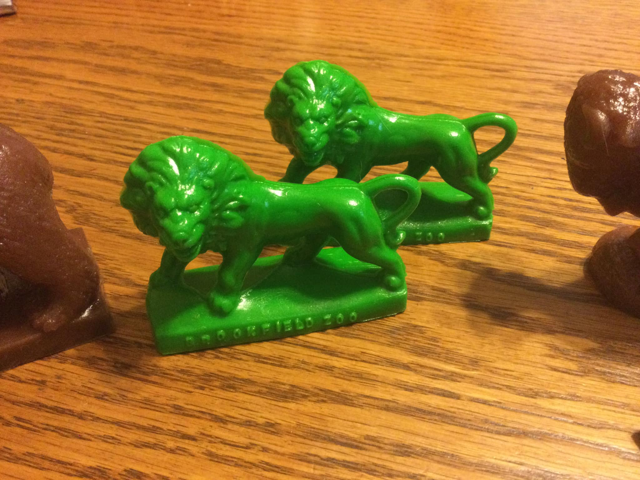 Get your paws on these new Mold-A-Ramas! Snag a spooky souvenir