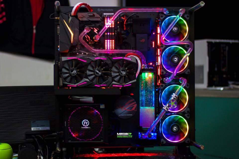 This build is one RGB overload... - ASUS Republic of Gamers | Facebook