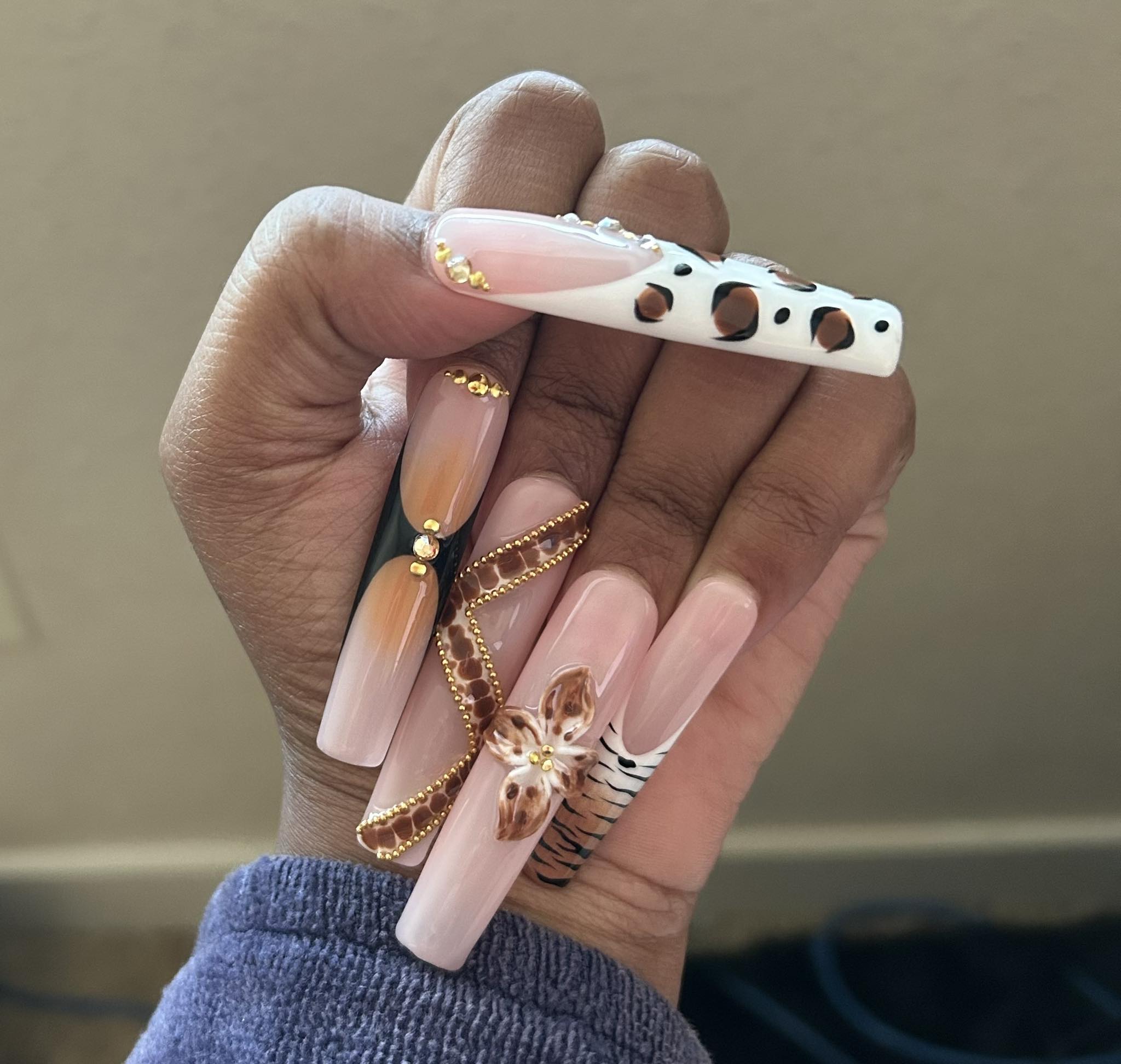 Post your favorite set from lovful maybe I’ll find some new ones to ...
