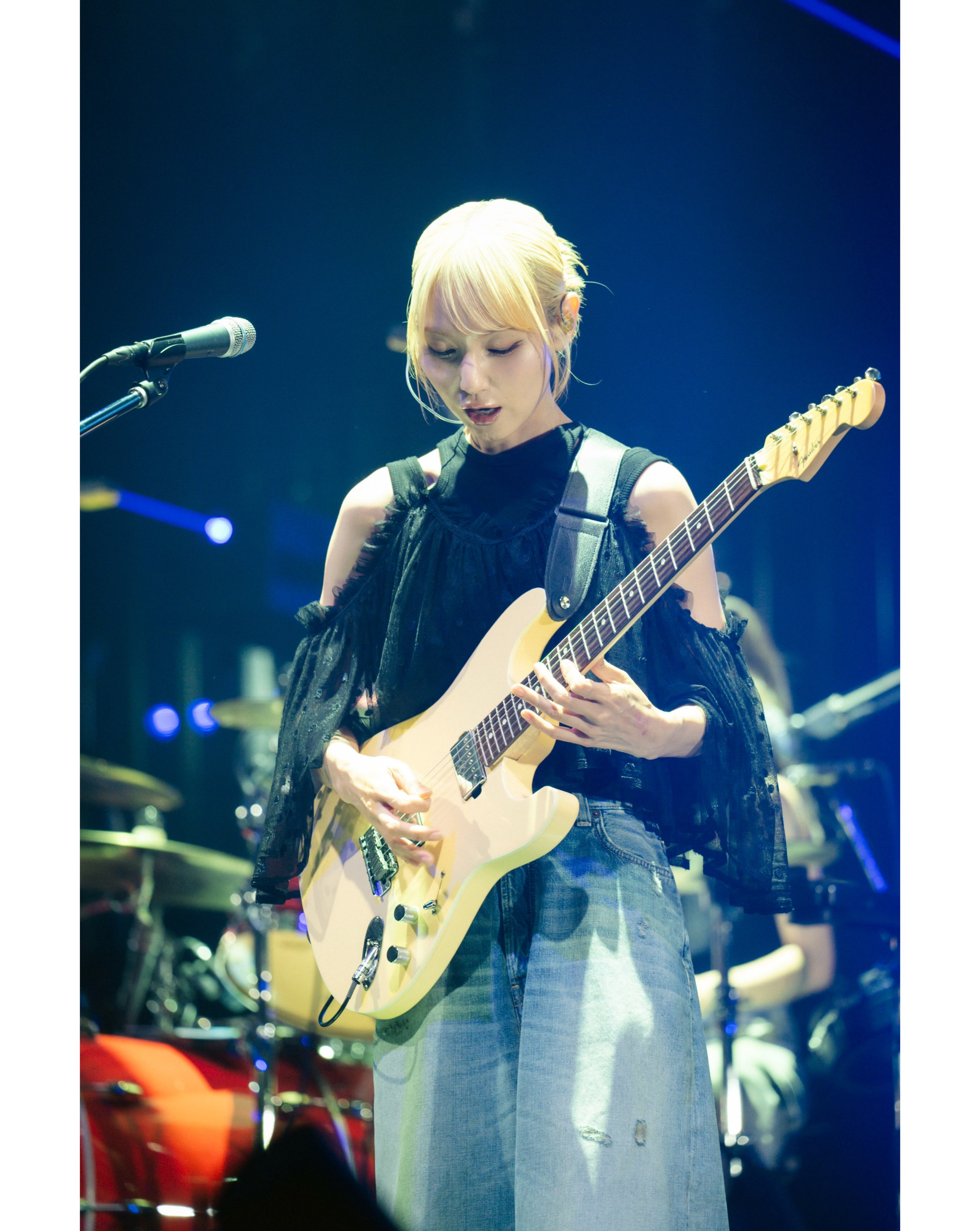LOVE, SPARK, JOY! Tシャツ BLUE SIZE:S/M/L/XL ※写真はLサイズ着用
