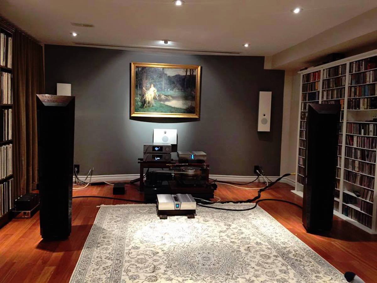 Very nice man cave!