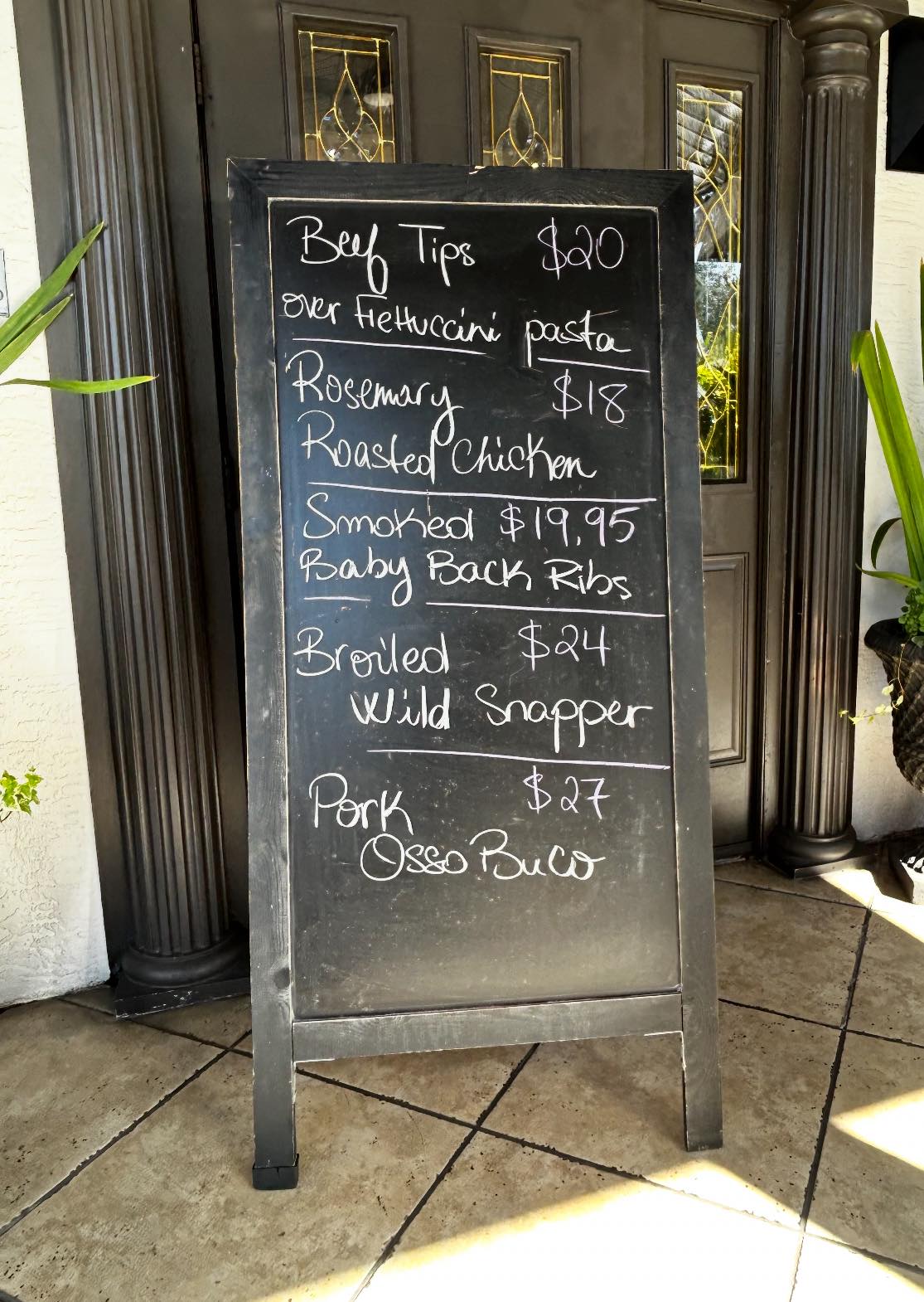The Olympic - 🍽️ Sunday Specials 🍽️ • Beef Tips over Fettuccini Pasta ...