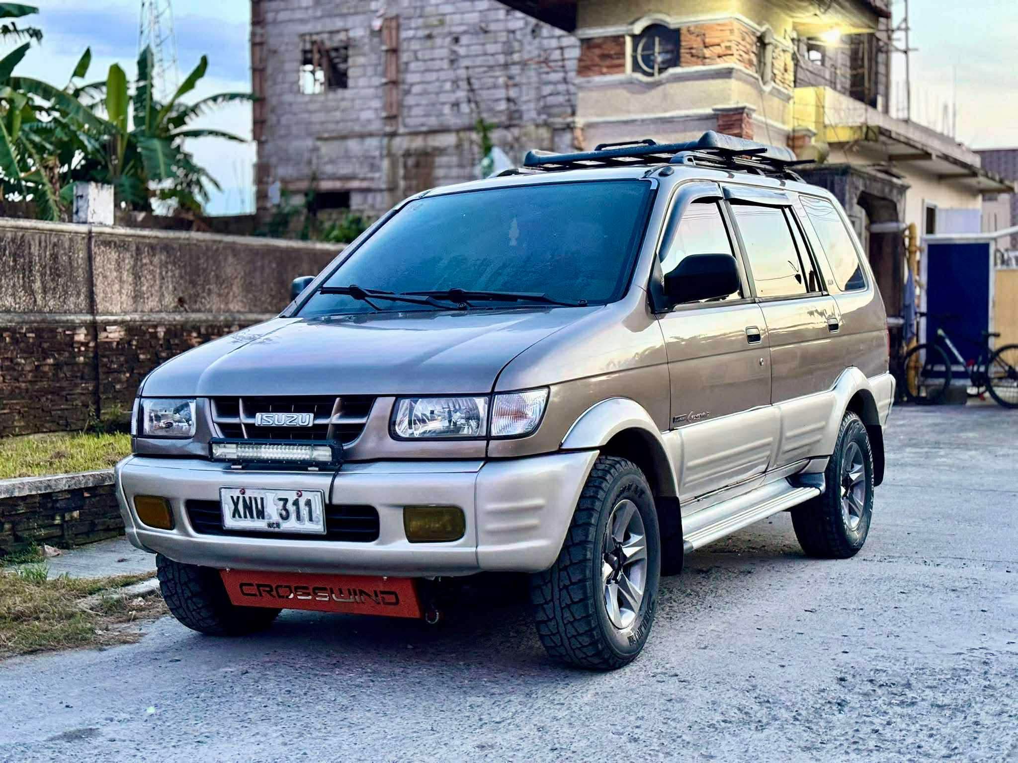  Festival Hall 2004(中古品) 2004 Isuzu Crosswind XUV for sale
