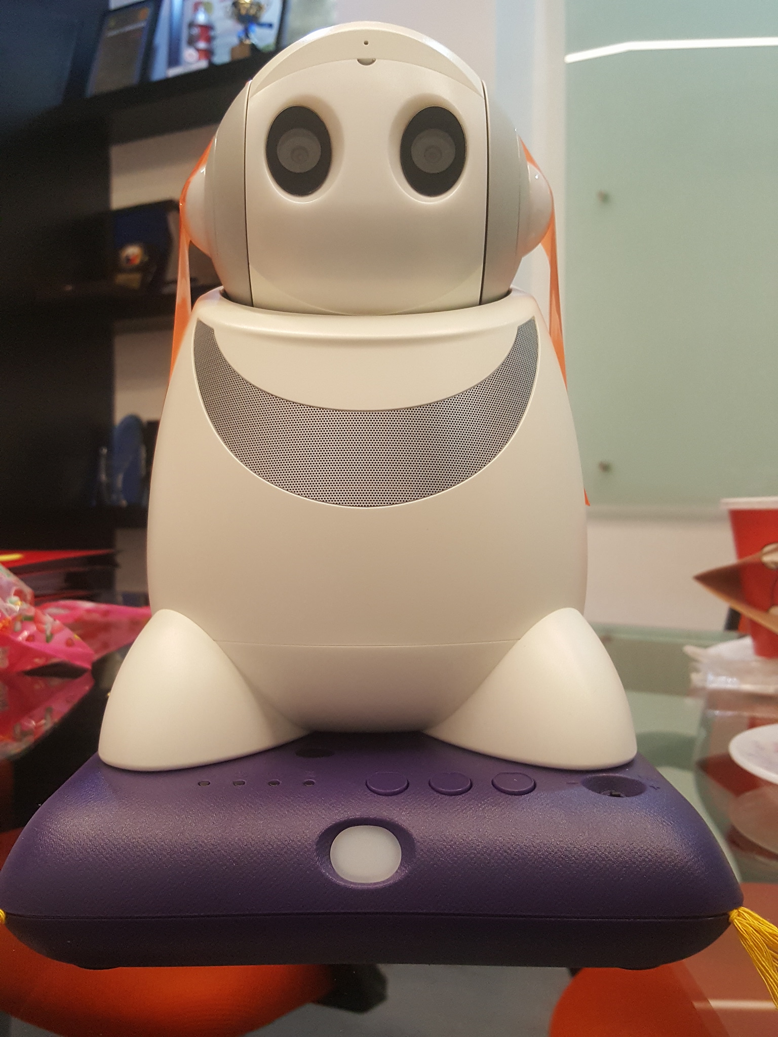 Our new office receptionist!... - Synetcom Philippines, Inc.