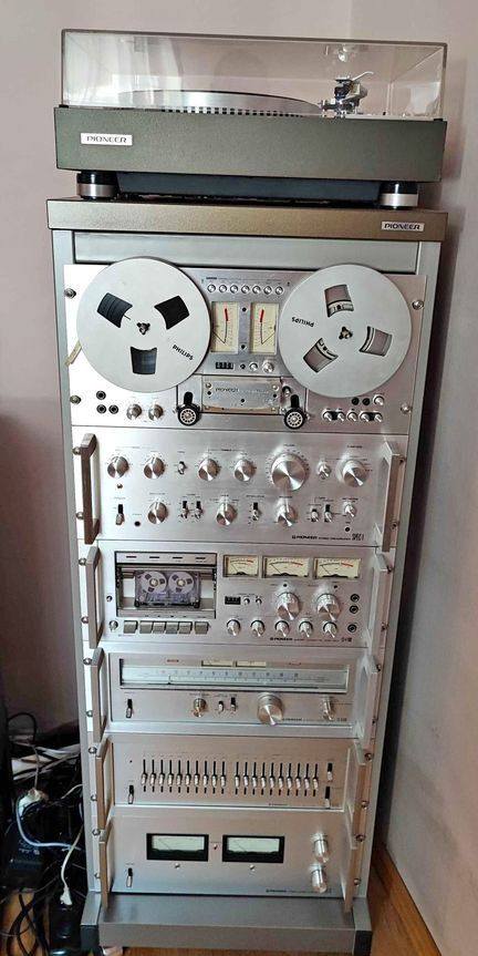 SANYO Presence 7 and 5