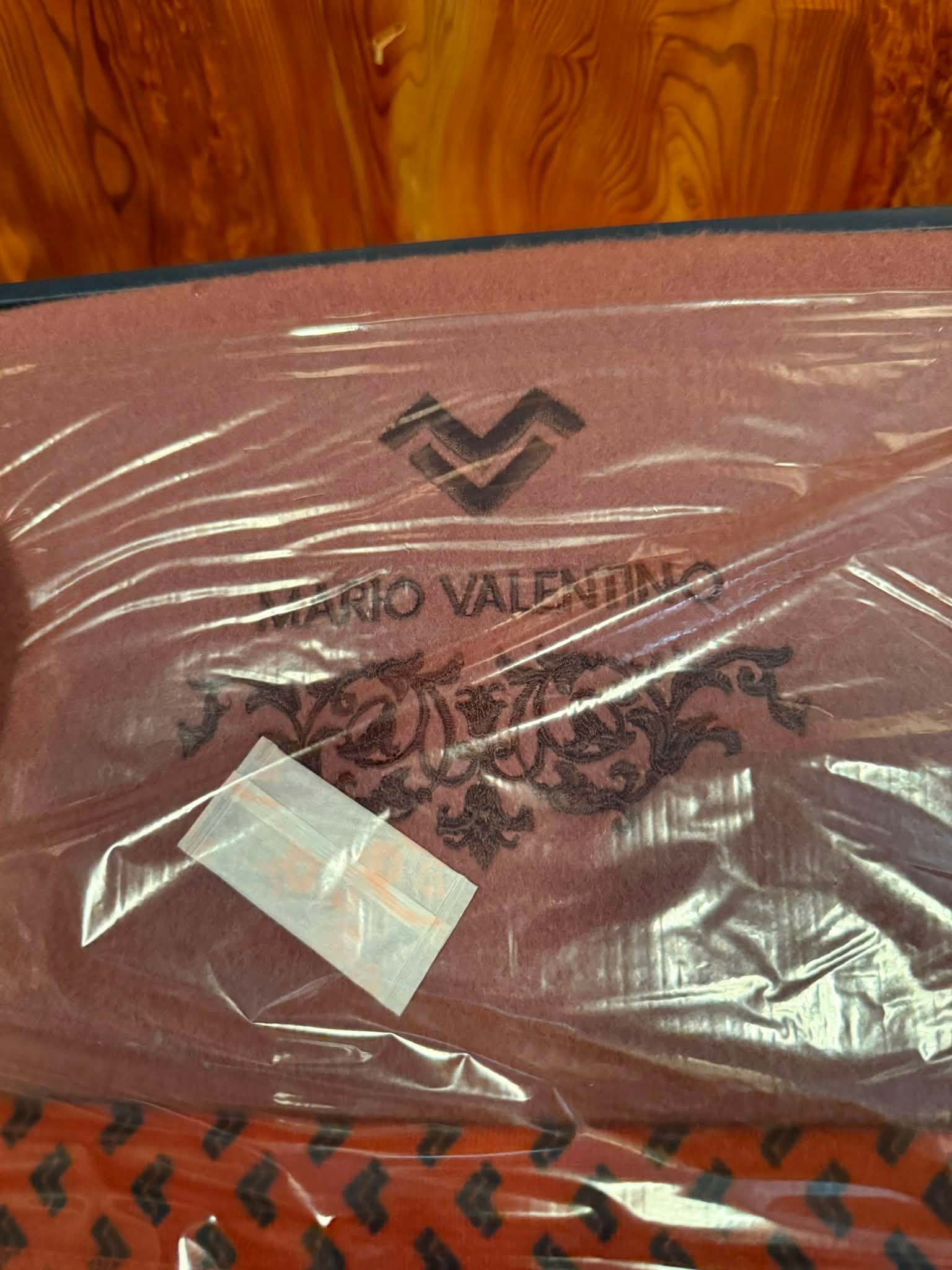 ONLINE EXCLUSIVE SALE‼️450 NALANG‼️ MARIO VALENTINO BLANKET