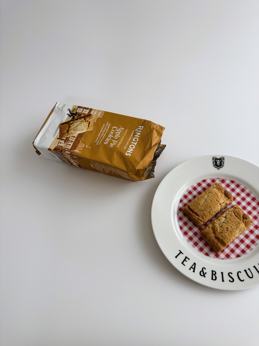 リントンズ×モロゾフの 英国紅茶のチョコレートの 販売についての