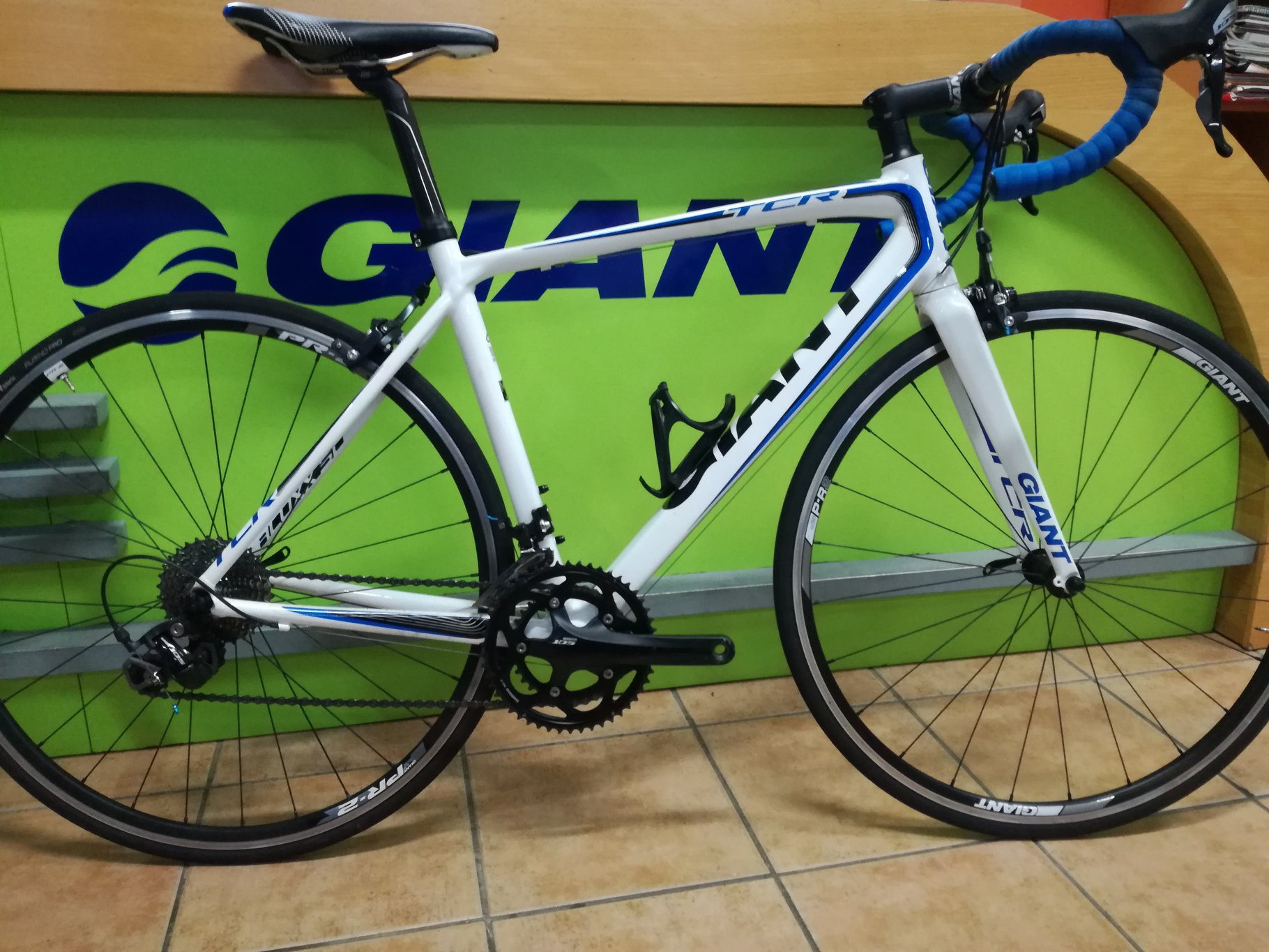 Giant TCR Aluxx usada 8.540 kg full 105 11v