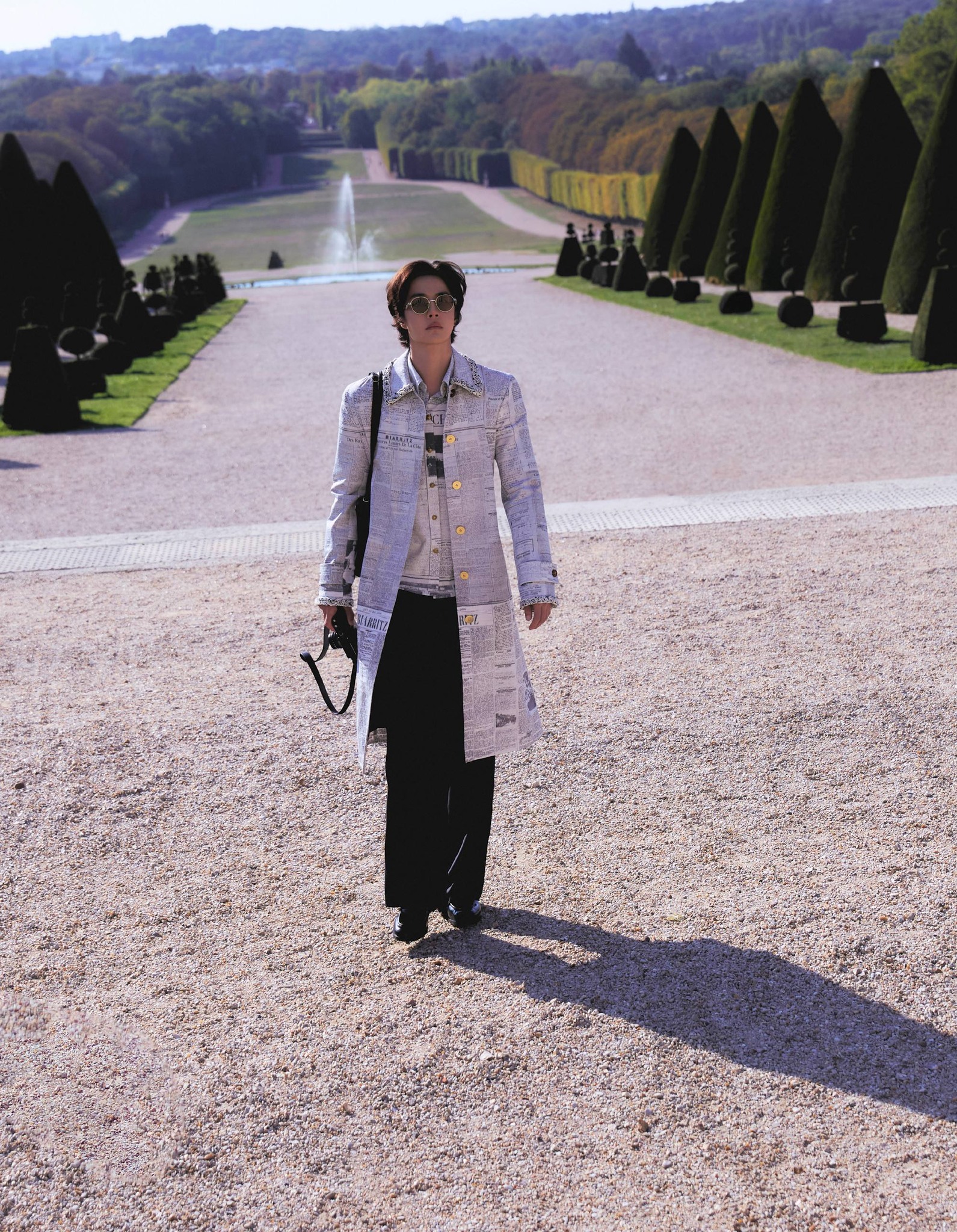 the handsome Prince of CHANEL 😍🤏🫰😎 #WangYibo #WangYibo王一博