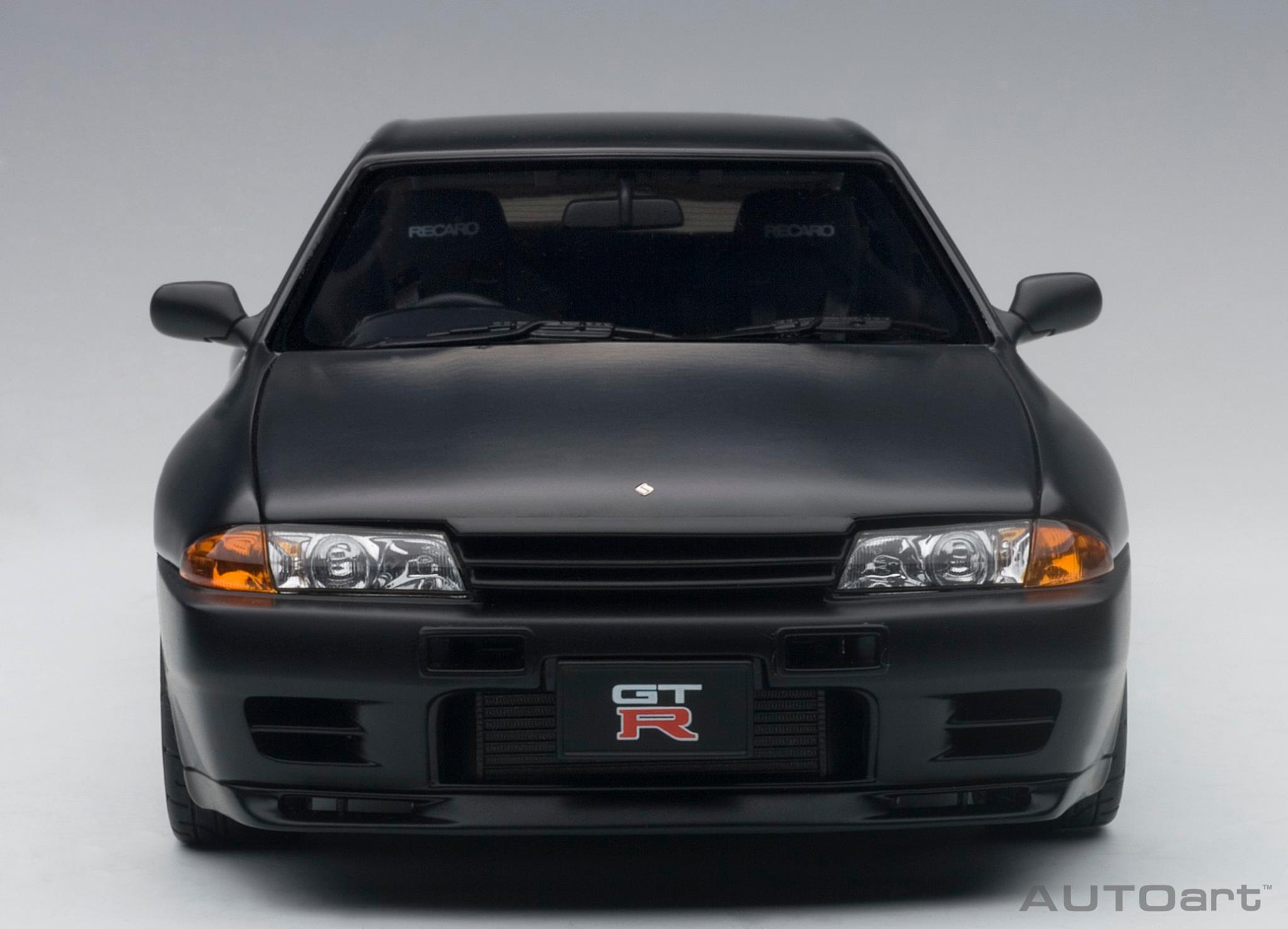 1:18 NISSAN SKYLINE GT-R (R32) V-SPEC II TUNED VERSION (MATT BLACK