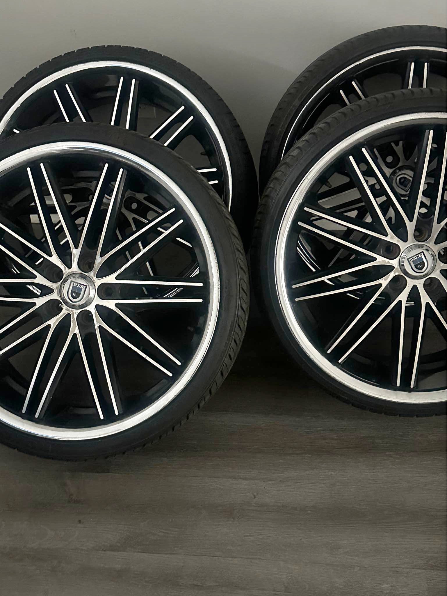 22 inch rims - Car Wheels, Tires & Parts - Columbus, Ohio | Facebook ...