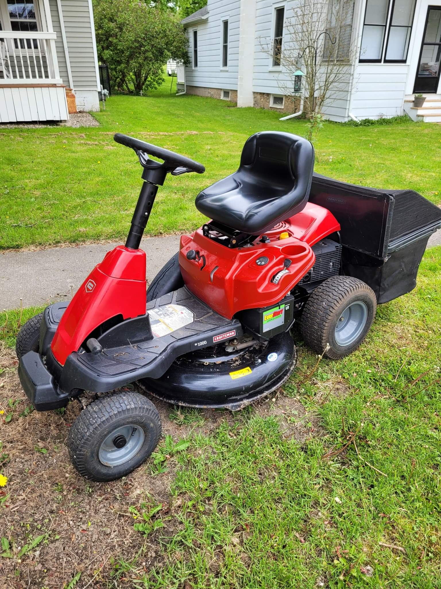 Craftsman R1000 Riding Mower - Lawn Mowers - Wyoming, New York ...