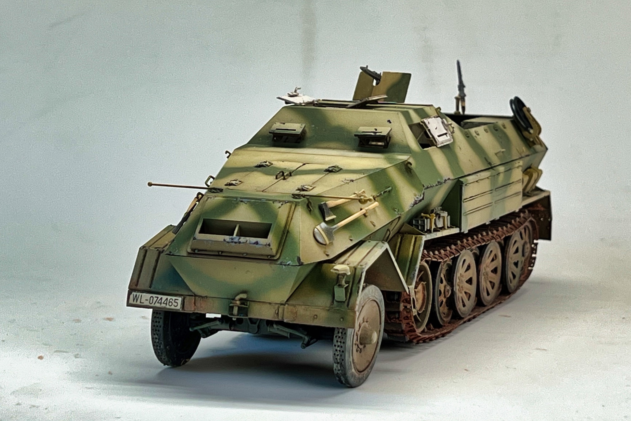 gallery Sd.Kfz.8 DB 10 Gepanzerte (Trumpeter, 1/35) + 88mm Flak 36