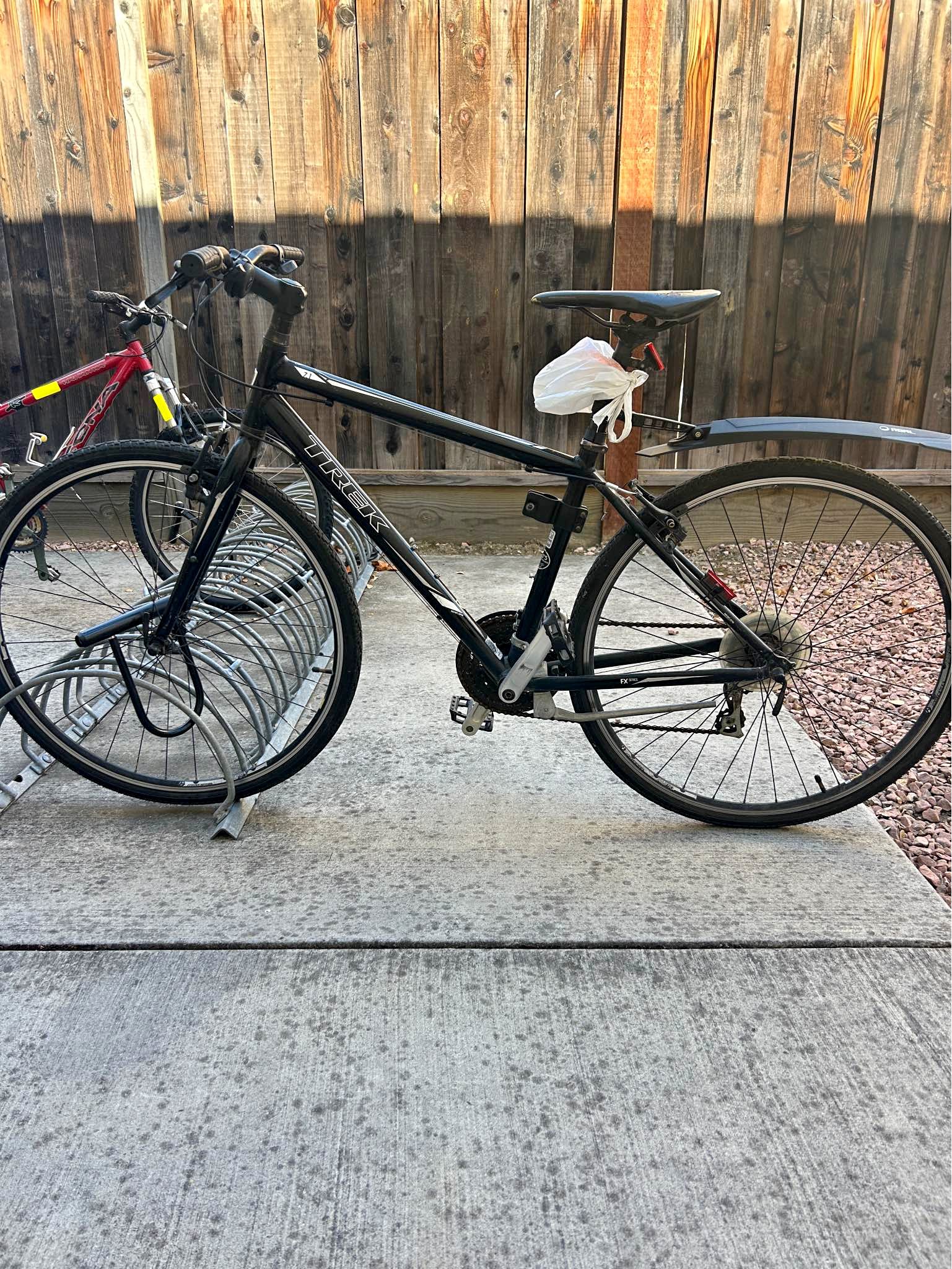 trek 7.1 fx hybrid bicycle Shimano Acera 2020 Its Alpha Gold Aluminium frame keeps weight low while internal cable routing maintains a sleek look and helps reduce maintenance 7.5 FX - Trek Bikes