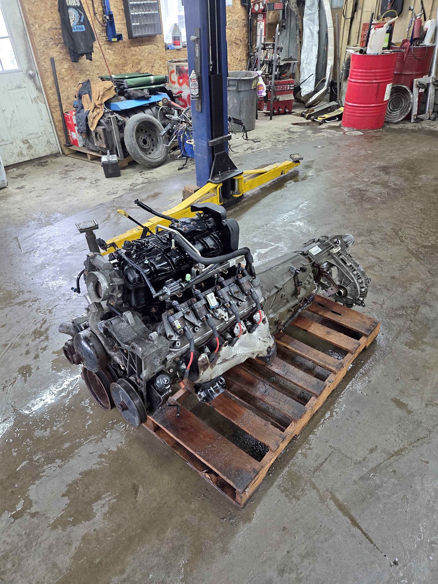 6.2 L92 Engine and 6l80e transmission - Car Engines & Engine Parts ...