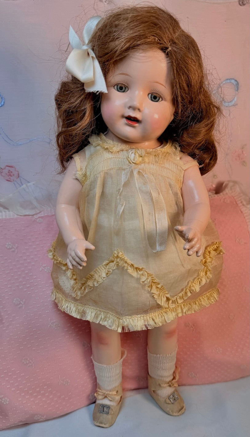 Dollyology - Check out our Vintage Vogue Baby Dear Baby 18