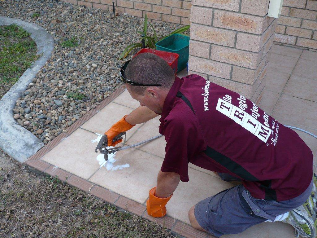 TRIM - Tile, reglue, injection, method | Mackay QLD
