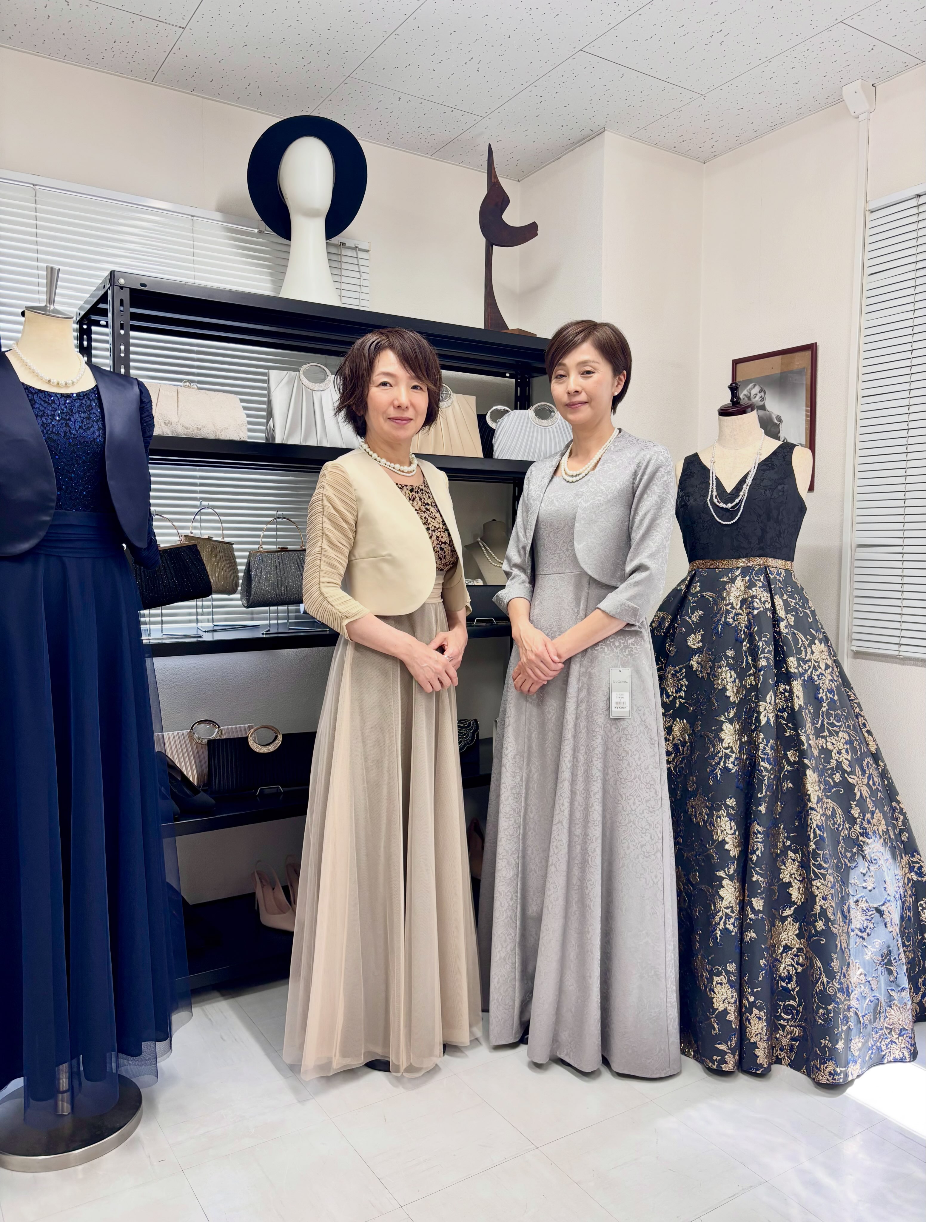 アールズガウン : パーティードレス専門店 | Yokosuka-shi Kanagawa