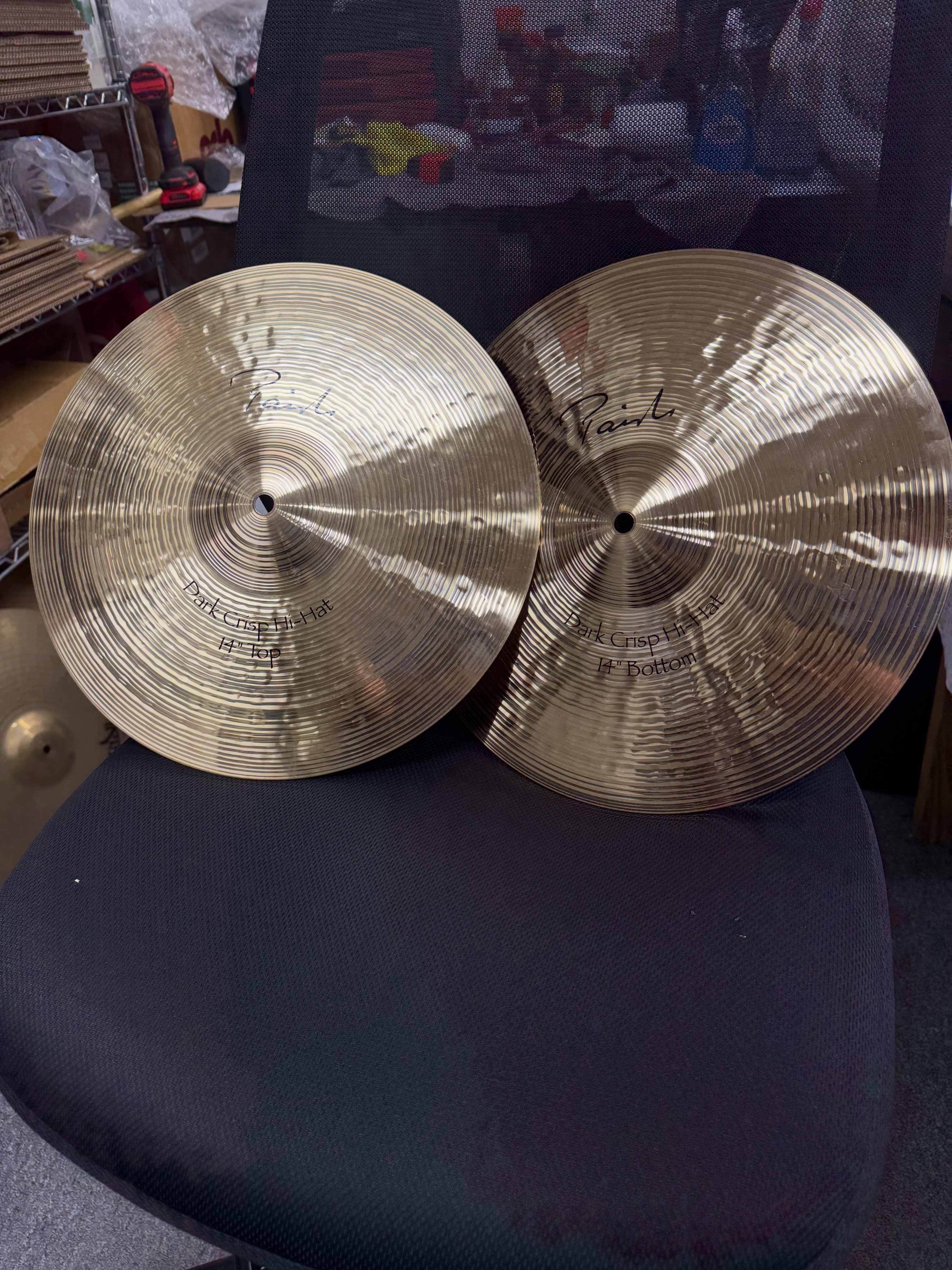 $445 Paiste 14” Signature dark crisp hi hats in excellent used