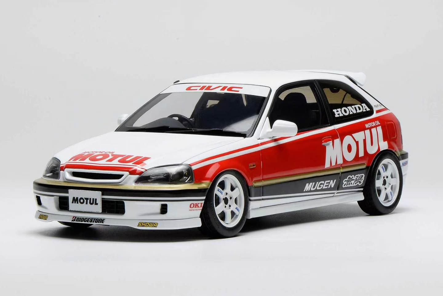 Open for preorder 1/18th Motorhelix Honda Civic Type R (EK9) White
