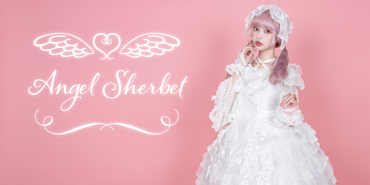 BABY新作情報】ゆらゆらいちごのうさみみコートワンピース¥66,000