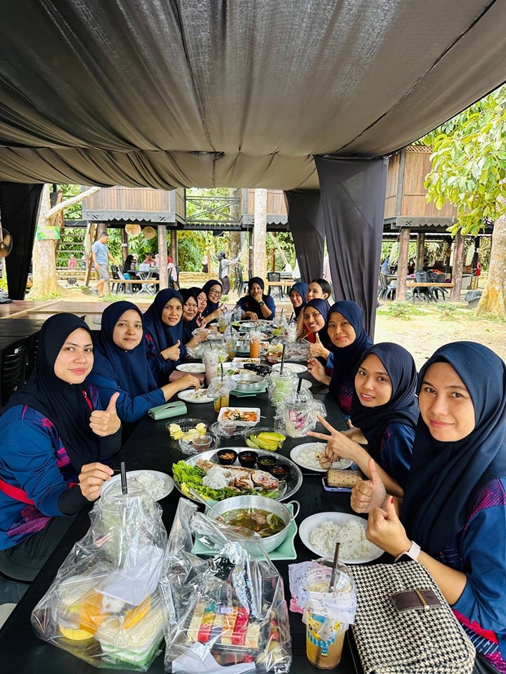 Terima kasih akak² manis dari... - Dusun Riffaa Changlun