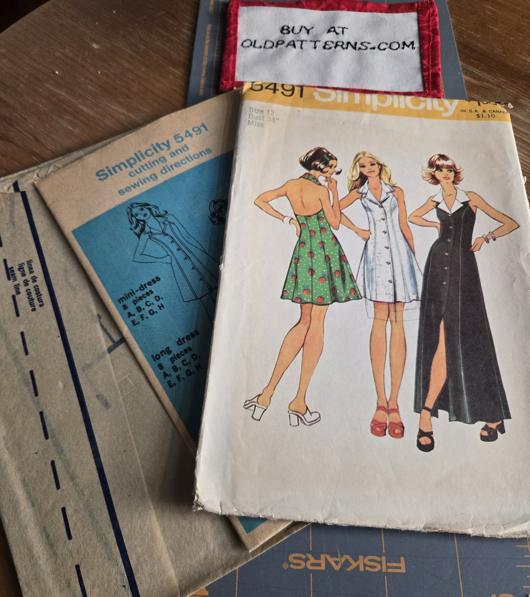 70s halter dress pattern Recreating 1970s dresses from vintage patterns Standalone Vest