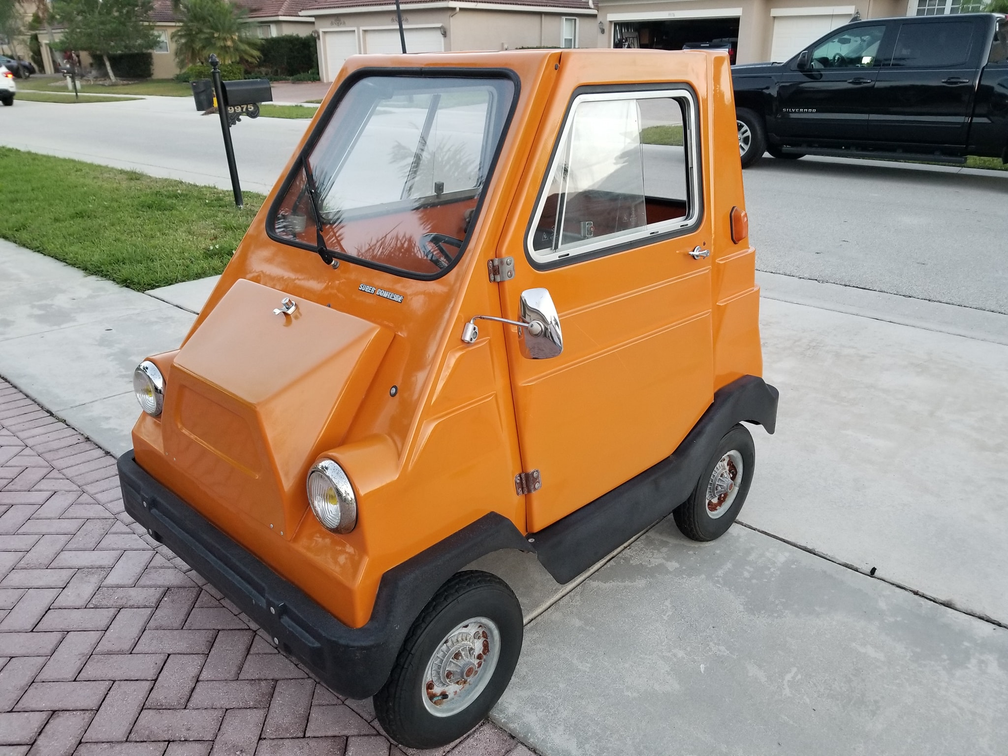 What are the differences between Mini Comtesse models?