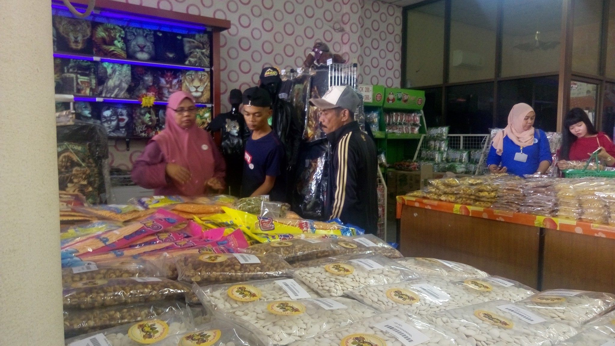 Gergasi Travel Live Dari Kilang Kacang Hatyai Facebook