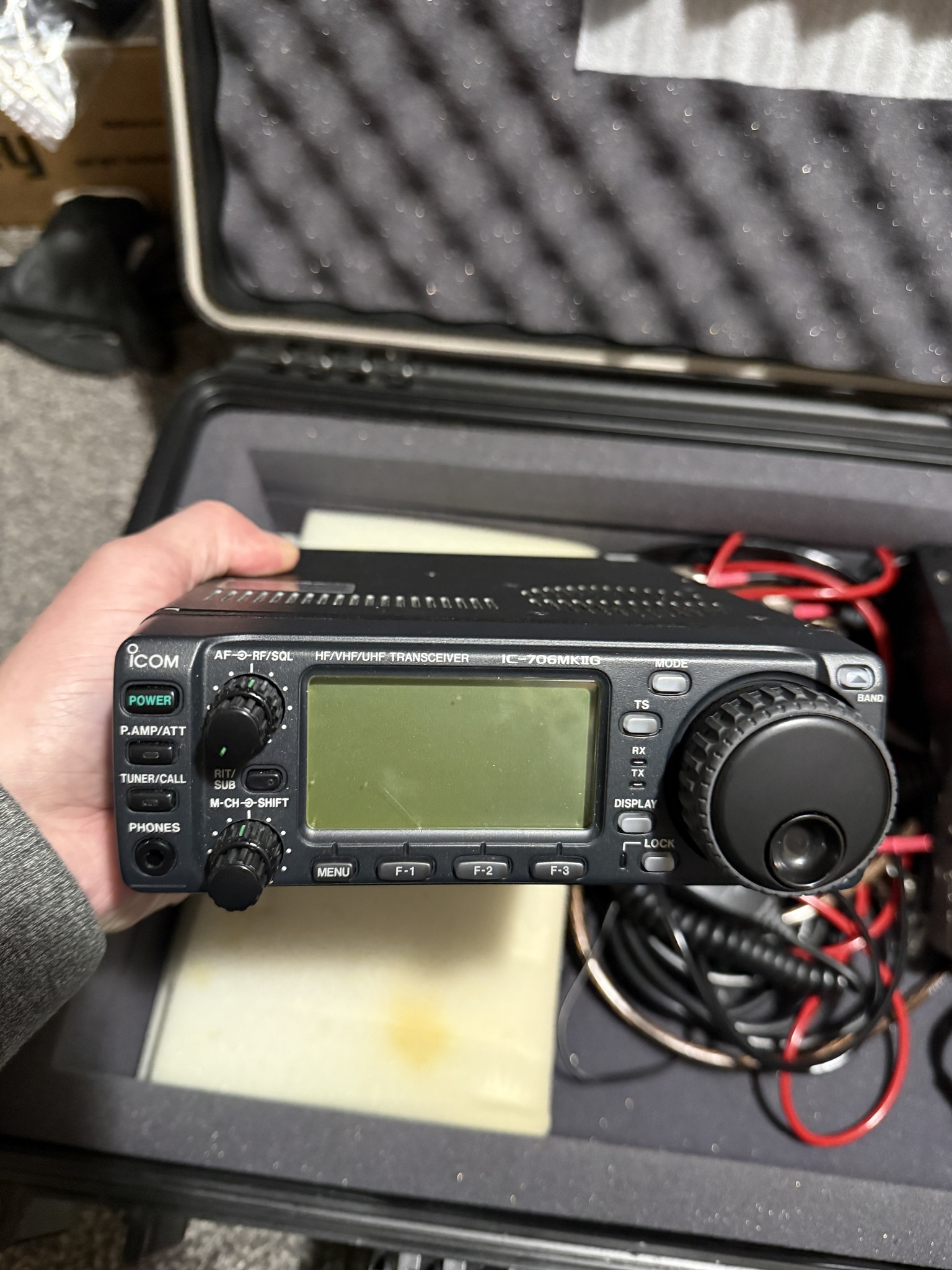 Icom 706MKIIG radio design and value