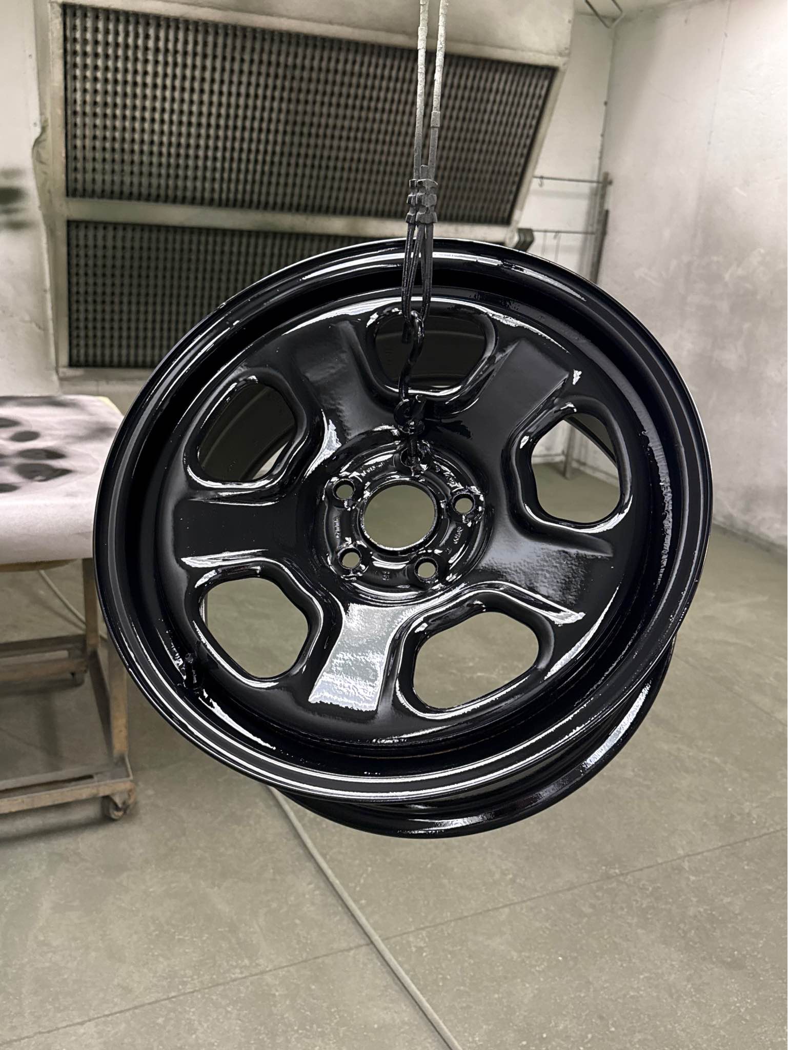 FORD POLICE PURSUIT RIMS - Car Wheels, Tires & Parts - Arthur, Ontario ...