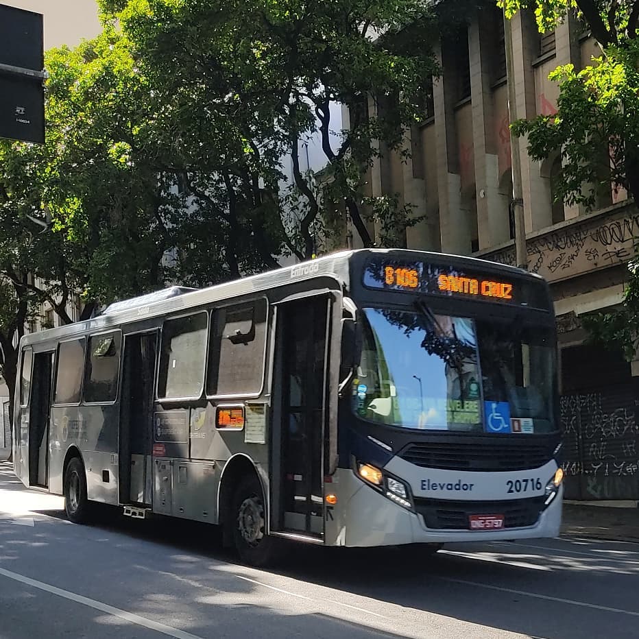 Vicky on Bus - 📸 Acervo pessoal. 💾 24/09/2020 . Ônibus do... | Facebook