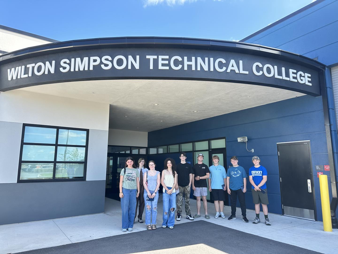 Home Circle of Hernando visited our campus today and took a tour of our  programs. Most of them are younger students planning their next steps. It  was fun to see them get