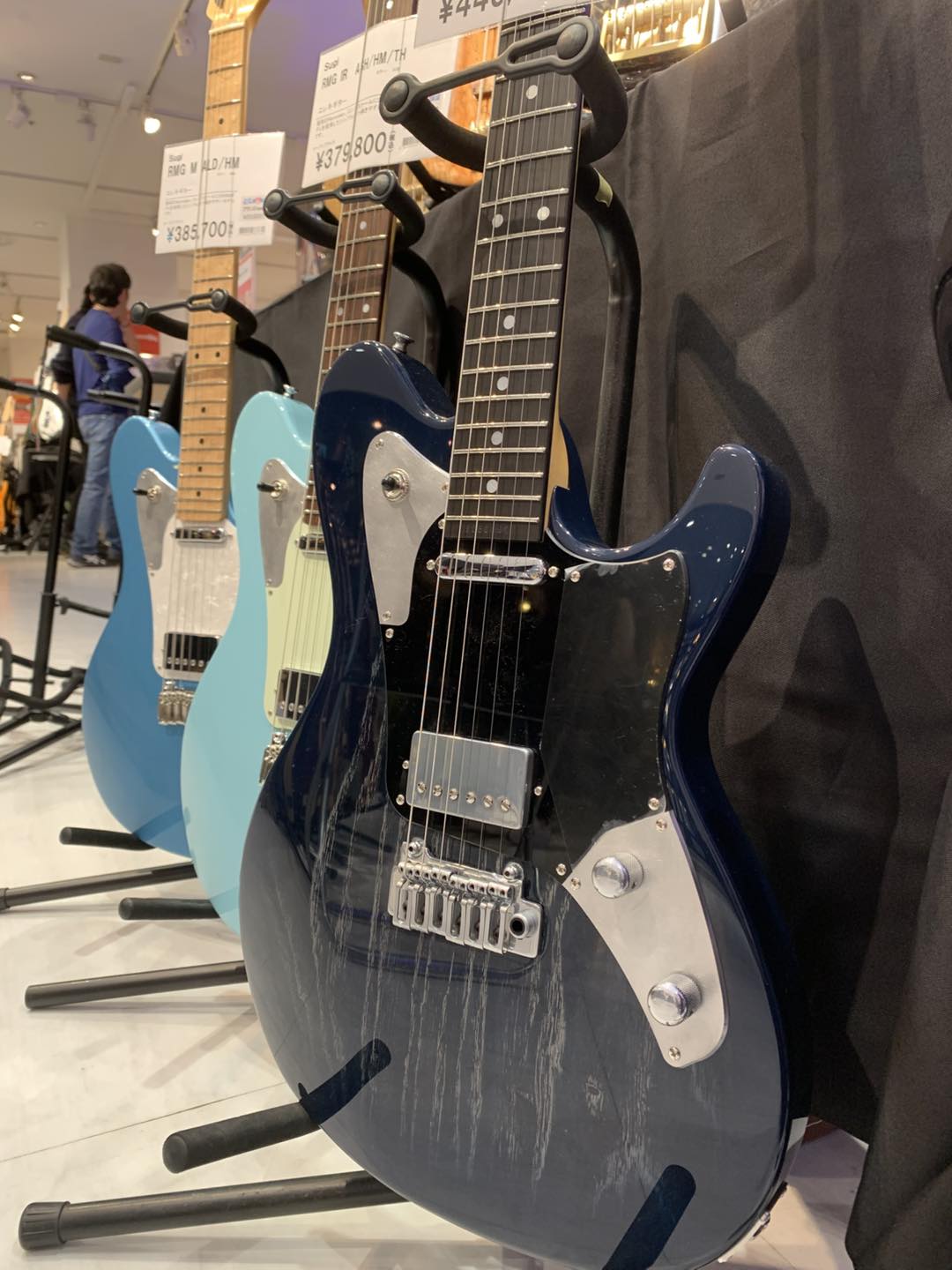 スギ　オーダー Sugi Guitars - Sugi Guitars added a new photo.