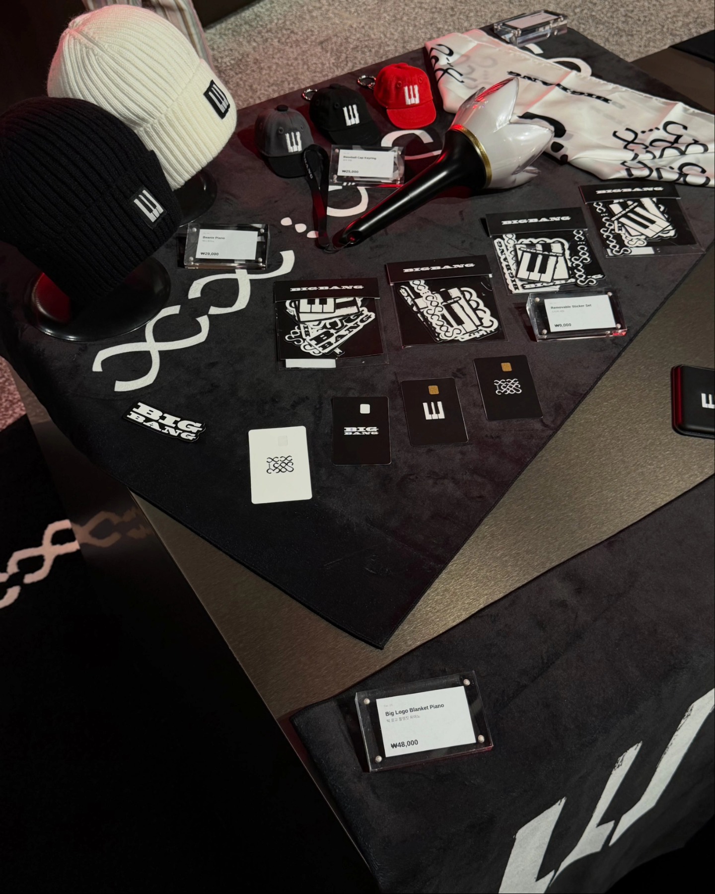 BIGBANG 20周年記念 COSMOS ネックレス　韓国POPUP 完売品 BIGBANG 20th Anniversary Media Exhibition <XX : COSMOS> Merch