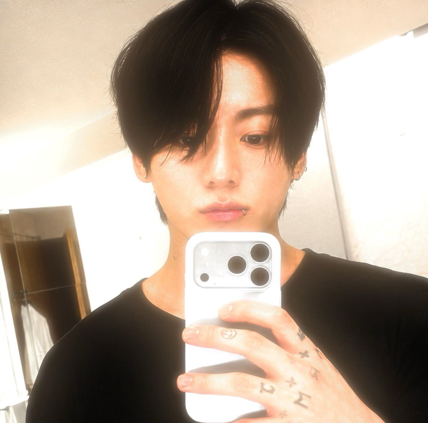 user mnijungkook’s photo dump