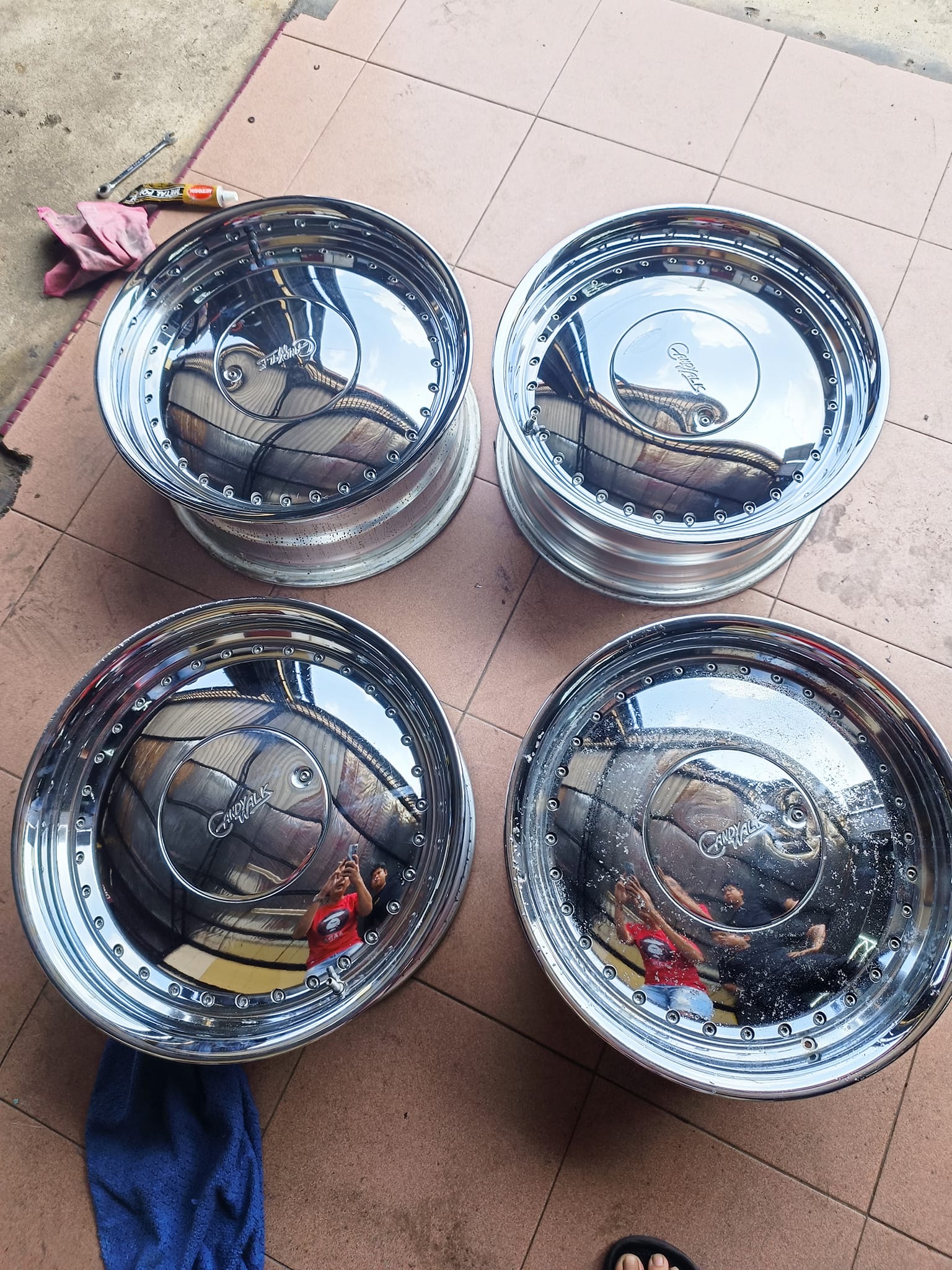 WTS ORIGINAL SSR Candy Walk 16” set available! 16x7 +38 square set